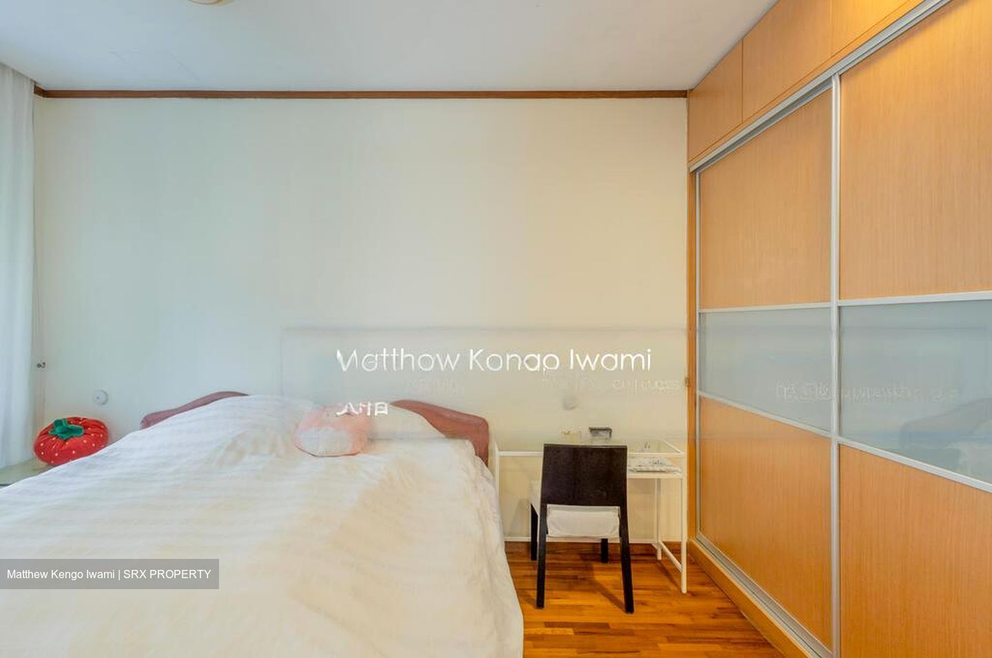 King's Road (D10), Semi-Detached #443179191